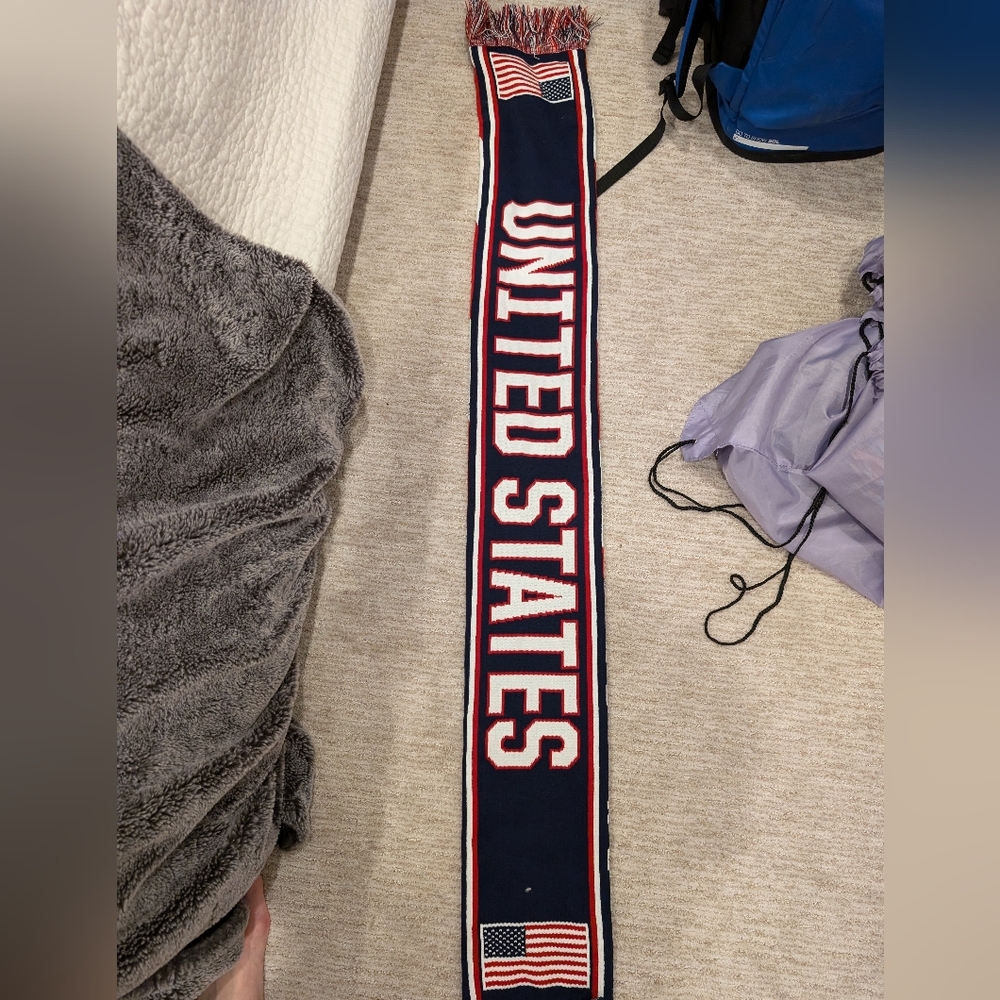Flag-Inspired Scarf